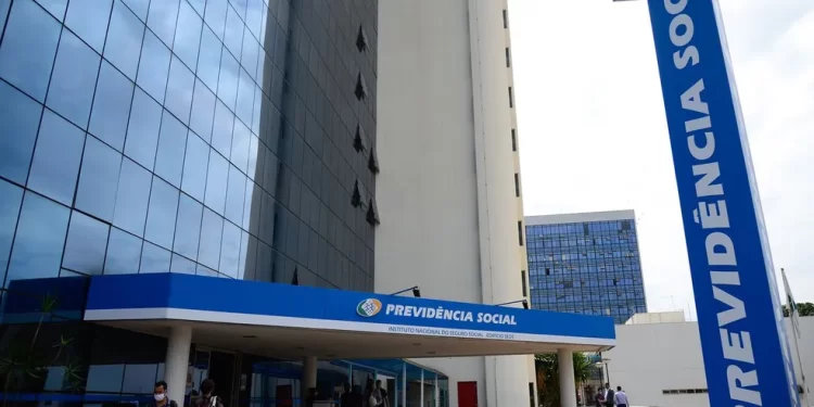 Maranhão recebeu injeção de quase R$ 1,5 bilhão com o pagamento do 13º do INSS