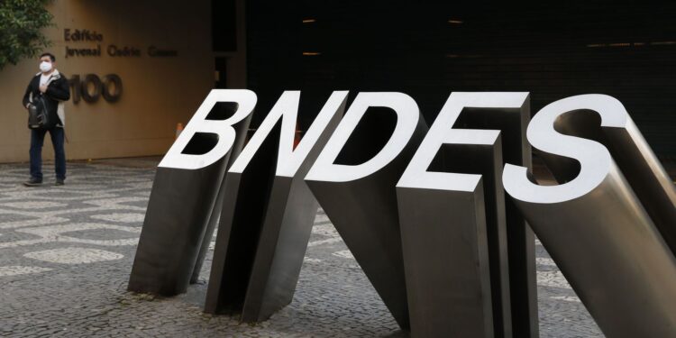 bndes-eleva-investimentos-na-agropecuaria-em-50%