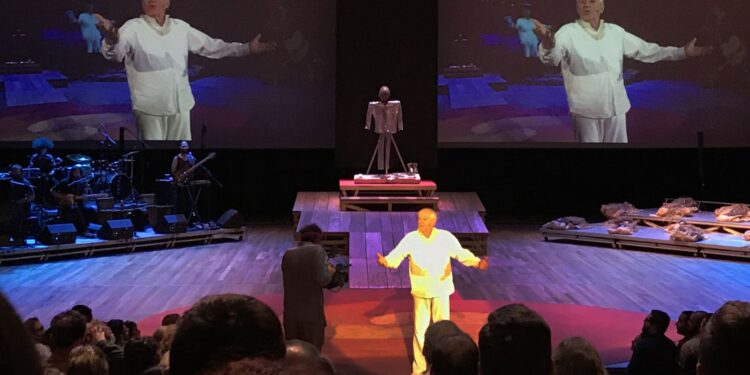 um-dos-mais-criativos-artistas-do-teatro,-diz-lula-sobre-ze-celso