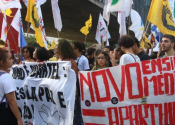 mec:-consulta-sobre-novo-ensino-medio-recebeu-150-mil-respostas