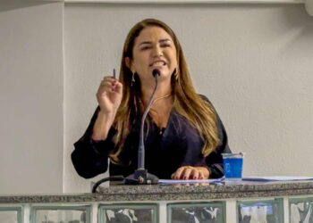 Vereadora Iza Batista Rompe com Grupo do Prefeito Rigo Teles em Barra do Corda