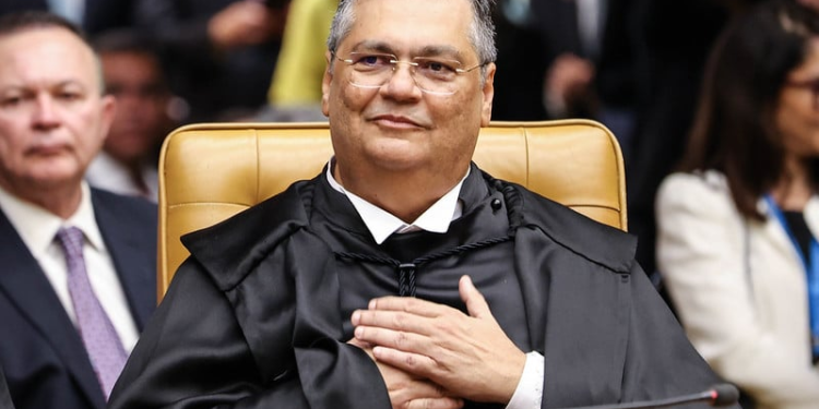 Dino autoriza operação da PF contra esquema de desvio de emendas parlamentares